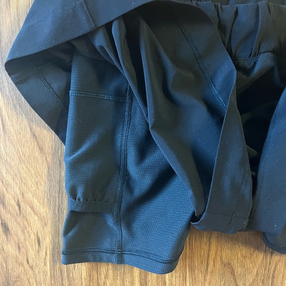 Athleta Girl Go with the Flow Shorts - Picture 4 of 5